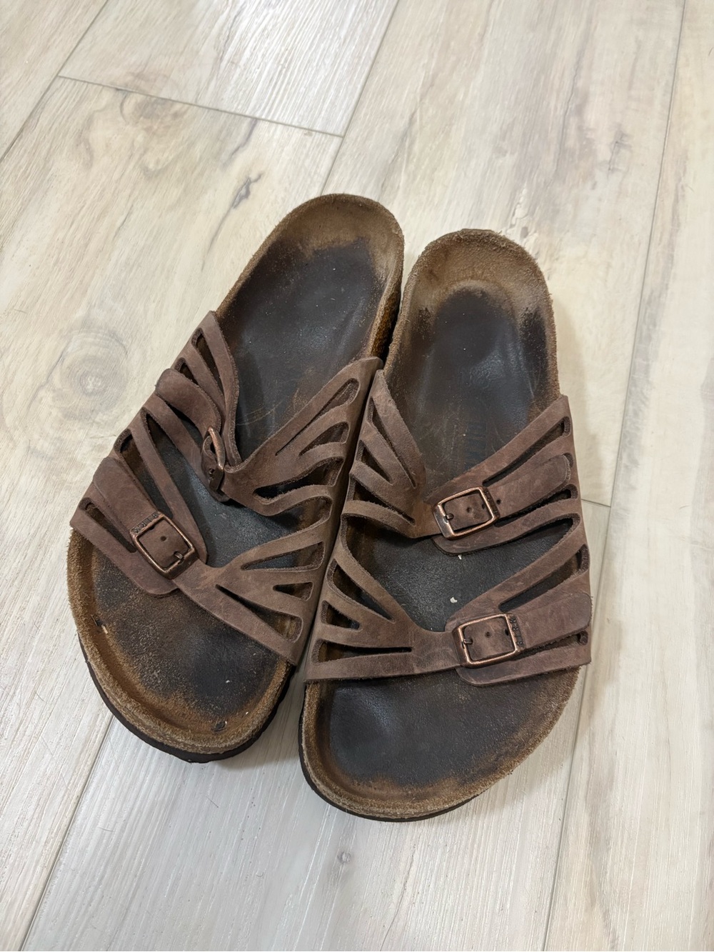 Birkenstock Granada sandals in brown leather sz 39